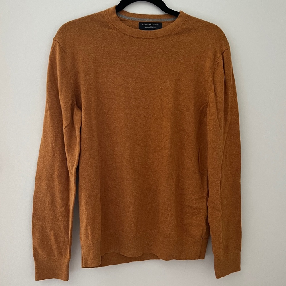 Men’s Banana Republic Fall Sweater - Size Medium